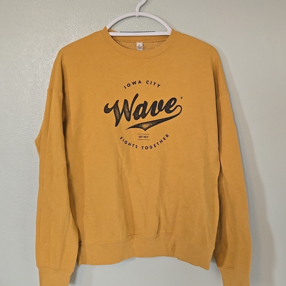 Bella + Canvas | Gold Iowa City Sweatshirt Size Medium